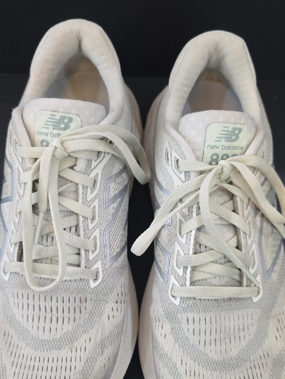 New Balance Fresh Foam 880 Women's Sneakers in Pale Mint and Cream Size 8 - Picture 7 of 13